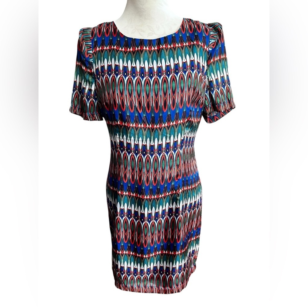 Aryn K Blue Green Red Geometric Scoop-Neck Mini Dress